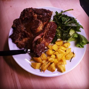 350gr Entrecote Danese con patate al forno ed insalata